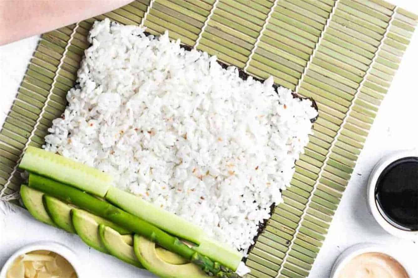 how many calories in sushi rice