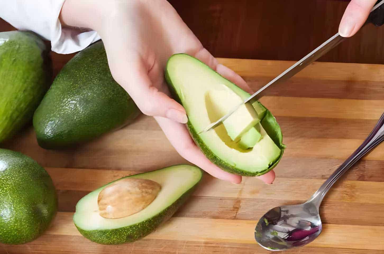 Things to Keep in Mind When Cutting Avocados for Sushi