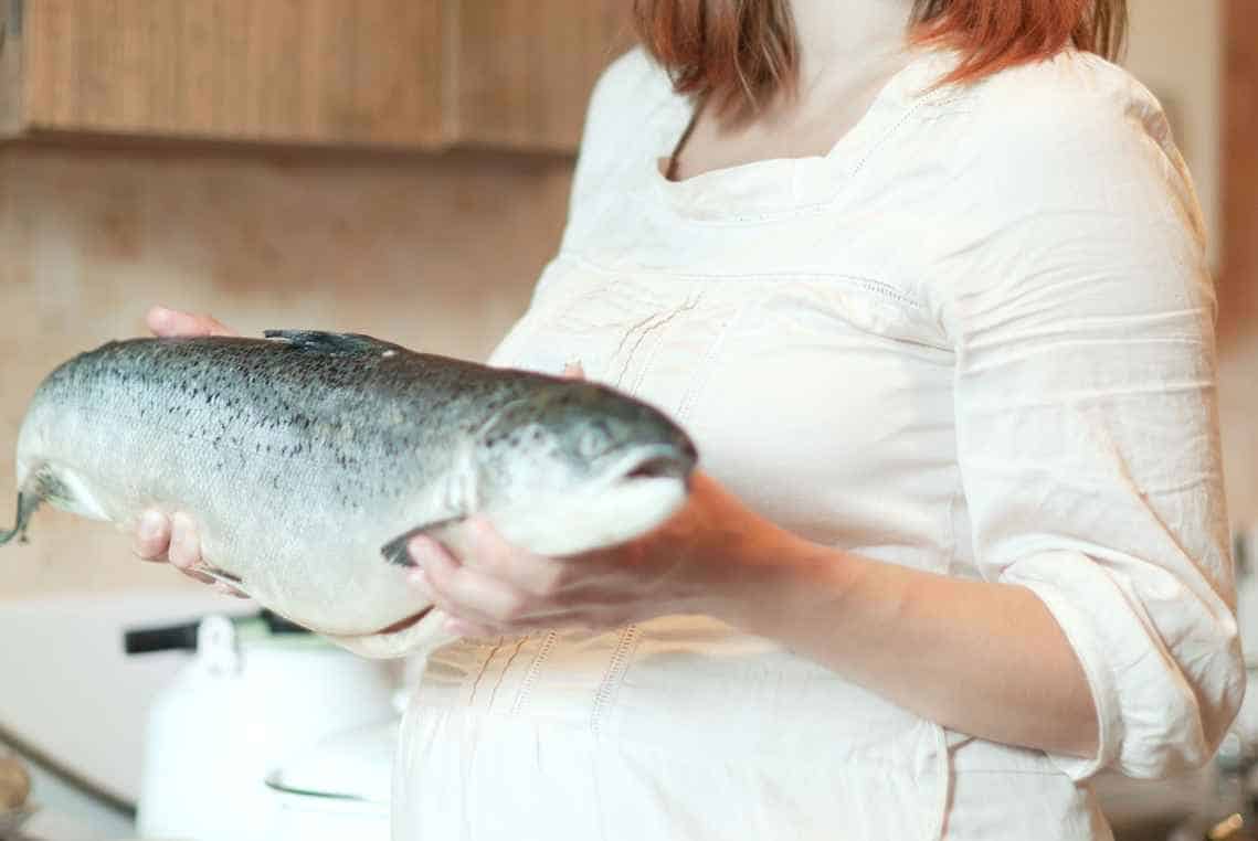 What fish and seafood are safe for pregnant women