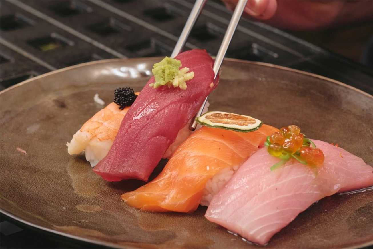 how to eat sashimi