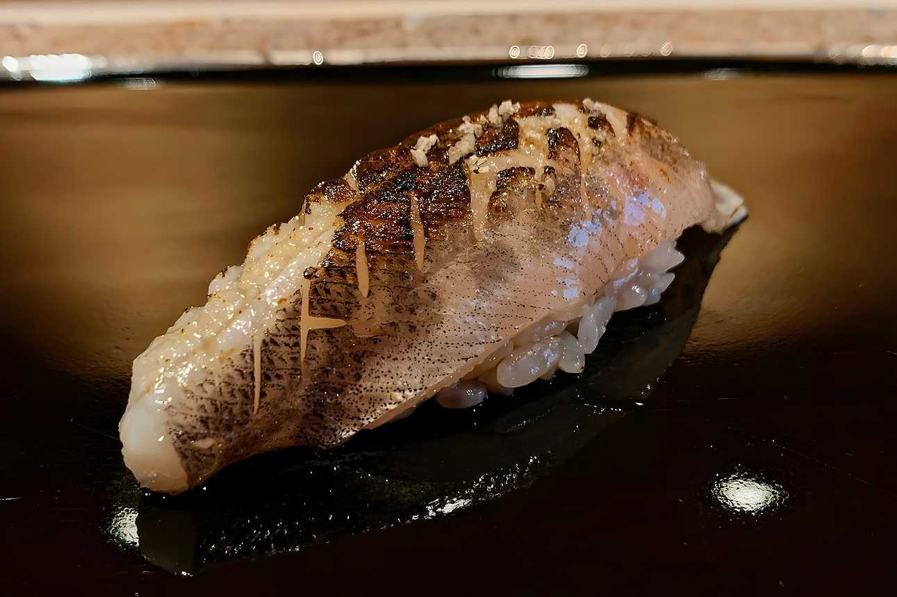 sashimi vs nigiri