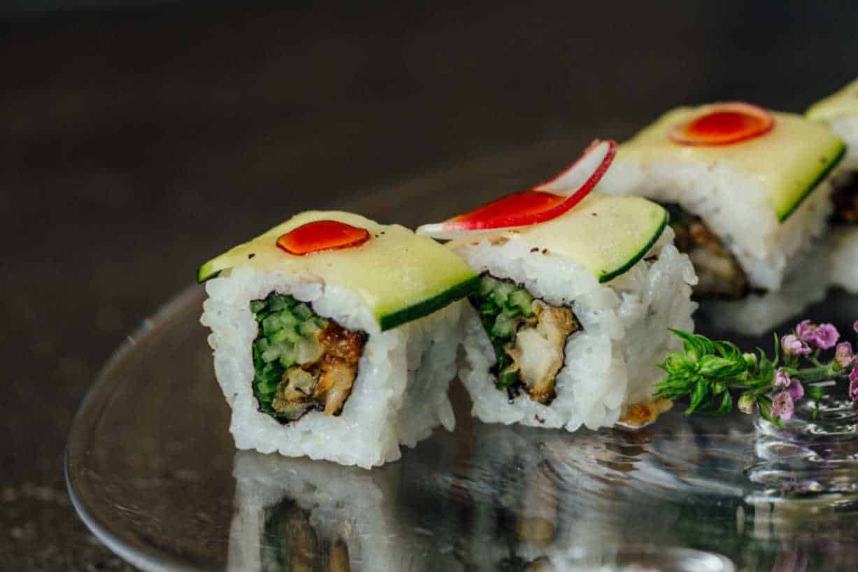 shrimp rolls sushi