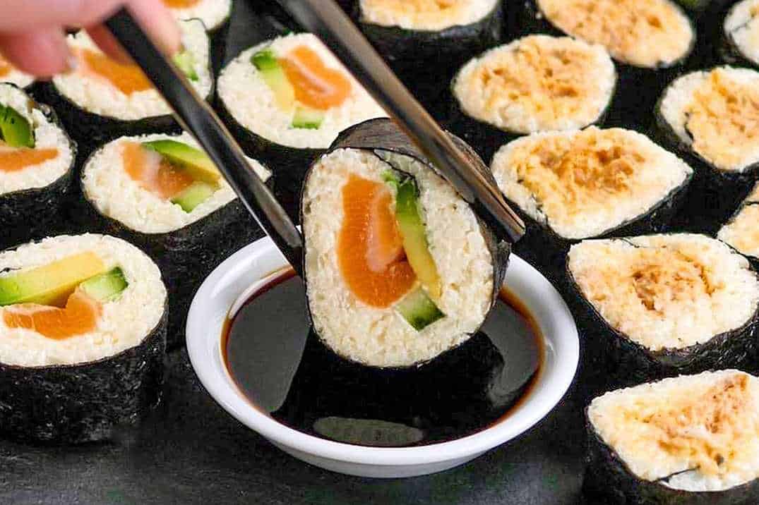 Ask for Keto Sushi-sushi rolls without rice
