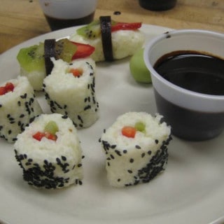 Dessert Sushi