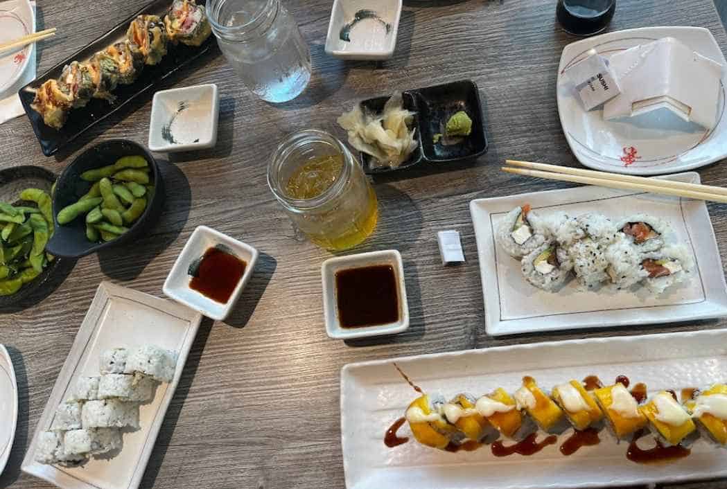 Mahkin Thai and Sushi in Huntington Beach, CA