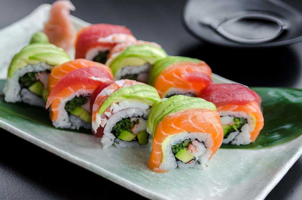 Rainbow Rollhow many calories in sushi-Rainbow Roll
