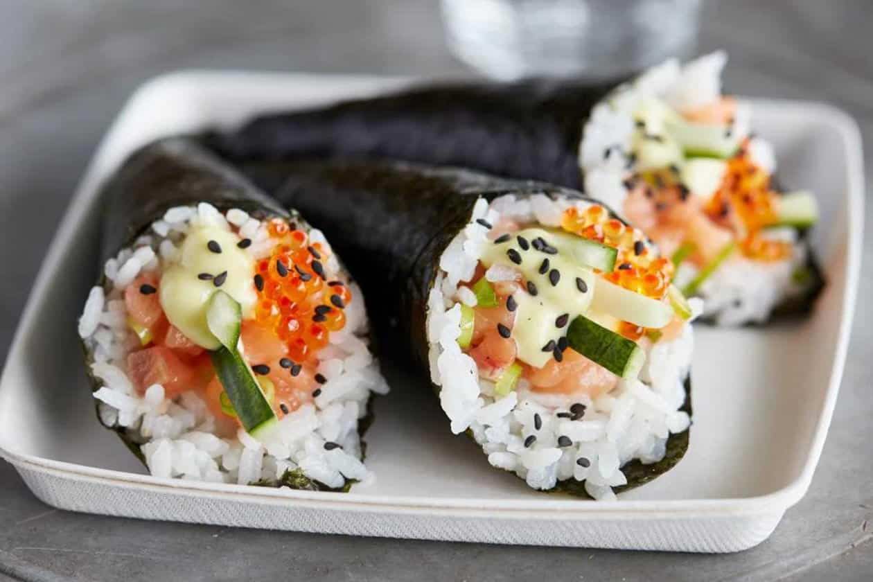 Salmon Temaki Sushi
