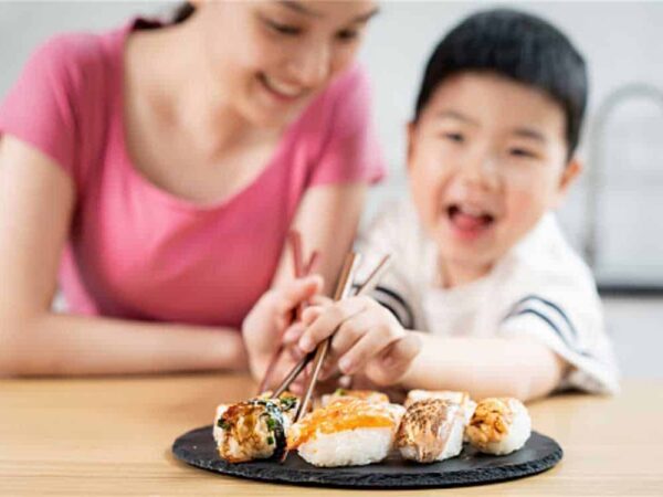 Is Sushi Safe to Eat? (Risks & Safe Sushi-Eating Tips)