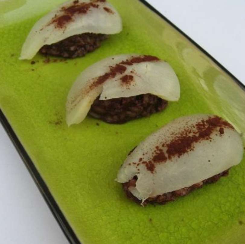 Pear & Chocolate Sushi by Gourmandize UK-Ireland 