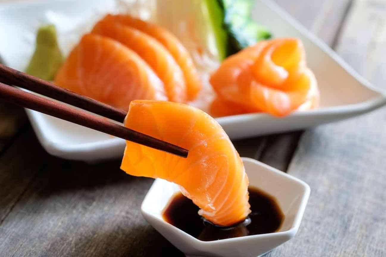 How To Eat Sashimi
